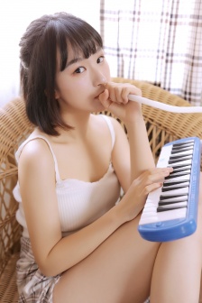 砸钱宝马女